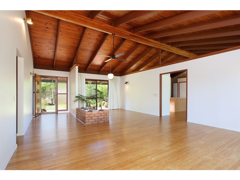 1075 Mt Crosby Rd, Karana Downs QLD 4306