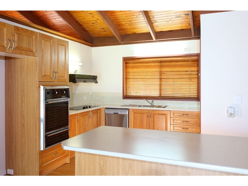 1075 Mt Crosby Rd, Karana Downs QLD 4306