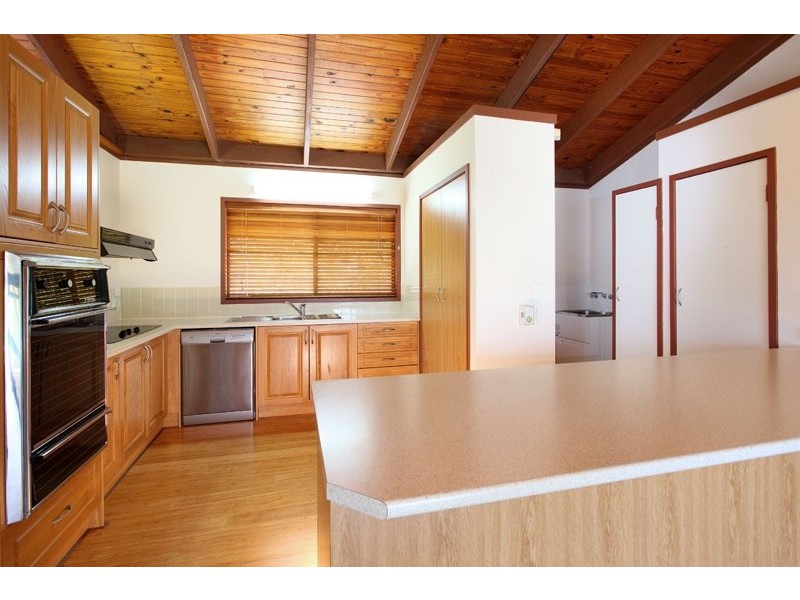 1075 Mt Crosby Rd, Karana Downs QLD 4306