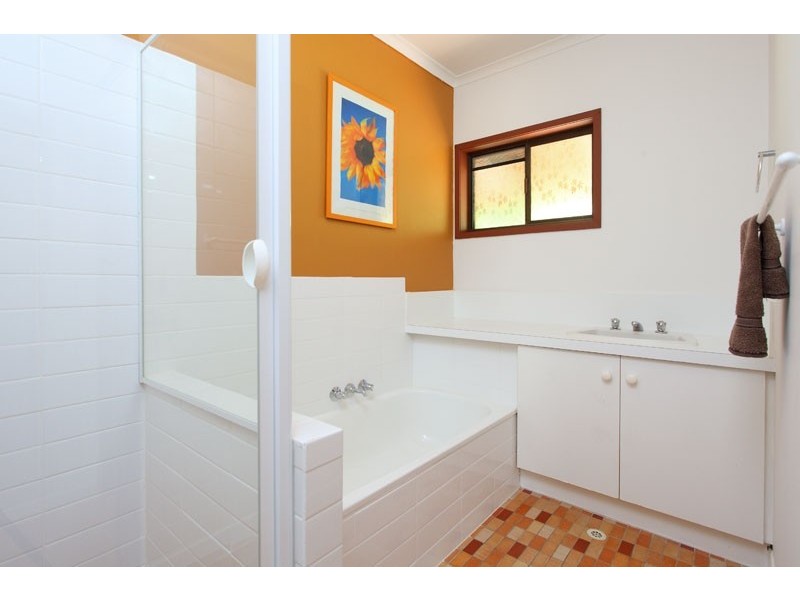 1075 Mt Crosby Rd, Karana Downs QLD 4306