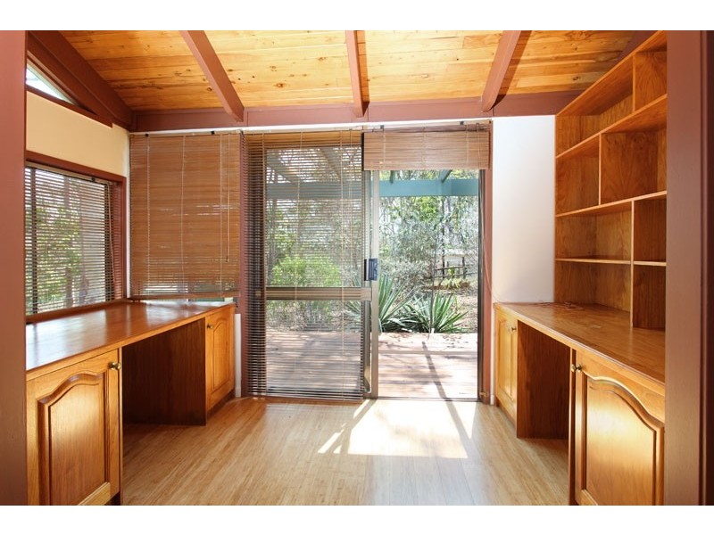 1075 Mt Crosby Rd, Karana Downs QLD 4306