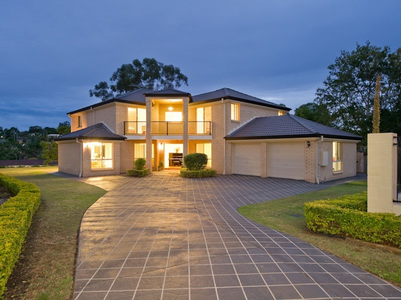 37 Margaret Court, Kenmore QLD 4069