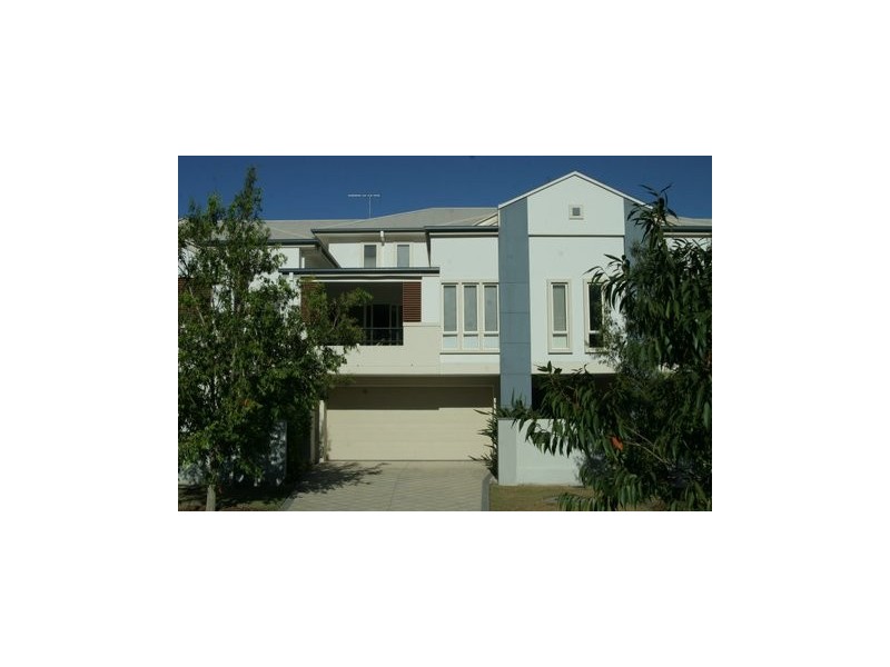 23 Greenway Cct, Mount Ommaney QLD 4074