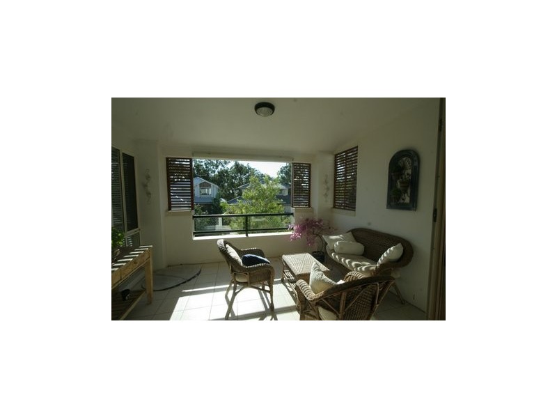 23 Greenway Cct, Mount Ommaney QLD 4074