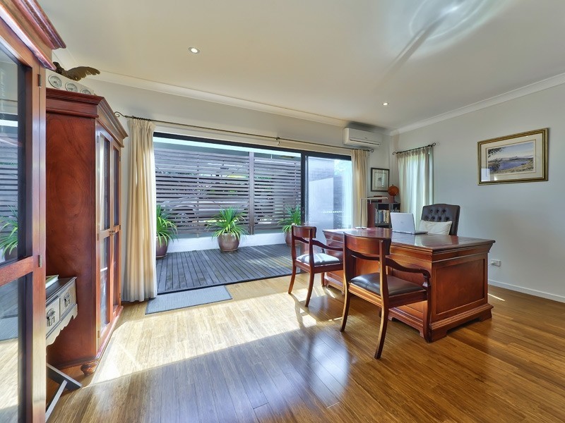 428 George Holt Drive, Mount Crosby QLD 4306