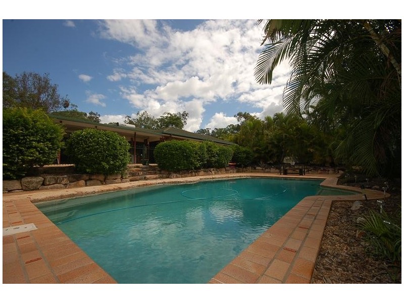 77 Blackwall Rd, Chuwar QLD 4306