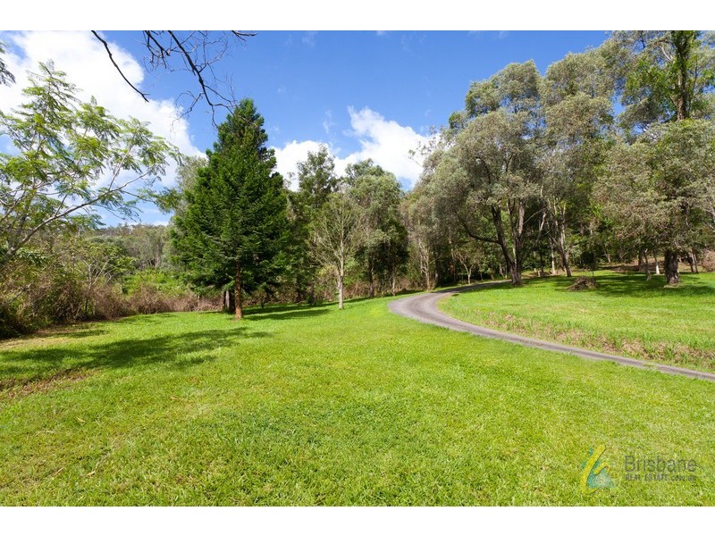 579 Upper Brookfield Rd, Upper Brookfield QLD 4069