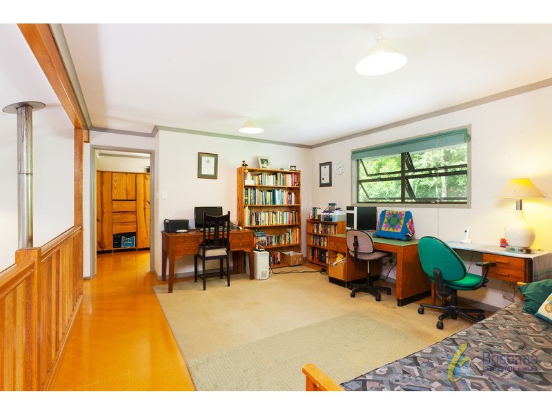 579 Upper Brookfield Rd, Upper Brookfield QLD 4069