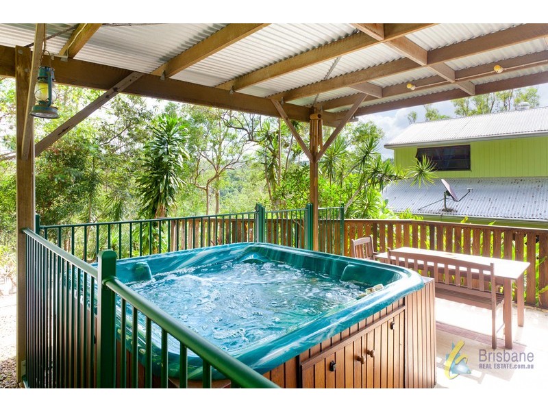 579 Upper Brookfield Rd, Upper Brookfield QLD 4069