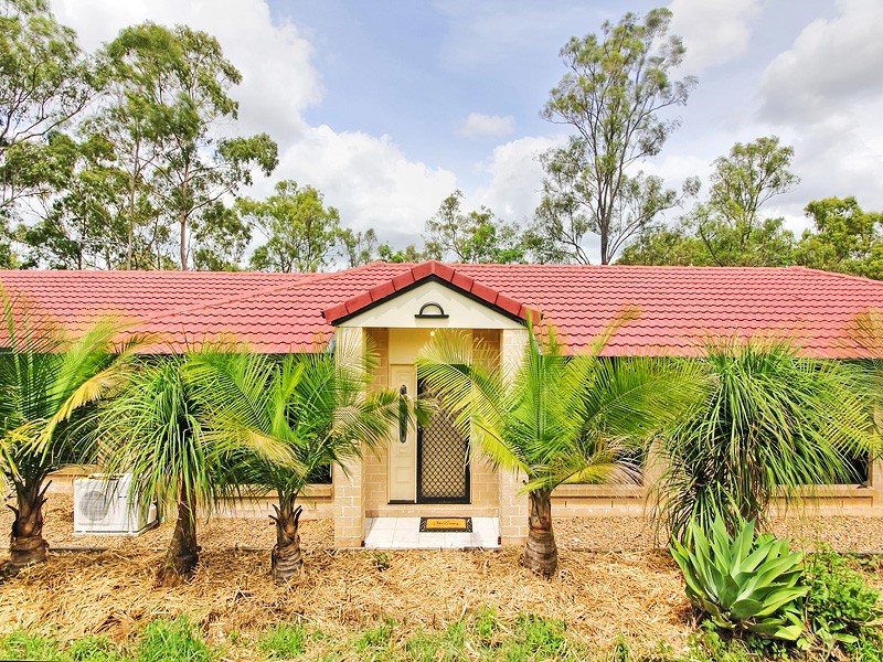 85 George Holt Drive, Mount Crosby QLD 4306