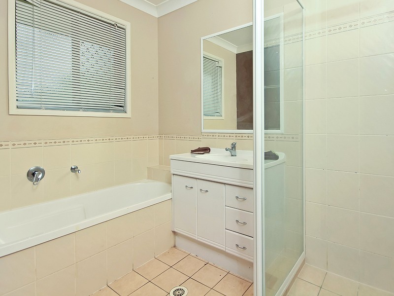 85 George Holt Drive, Mount Crosby QLD 4306