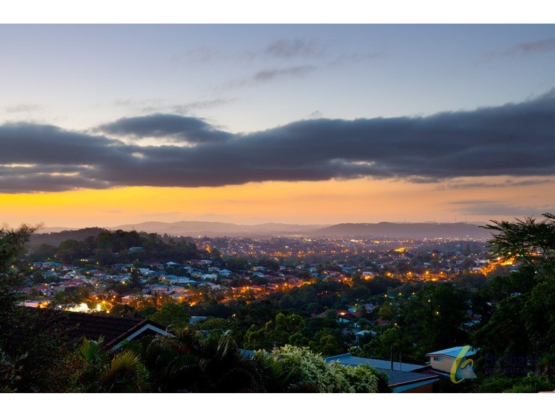 40 Panorama Pl, Mount Gravatt East QLD 4122