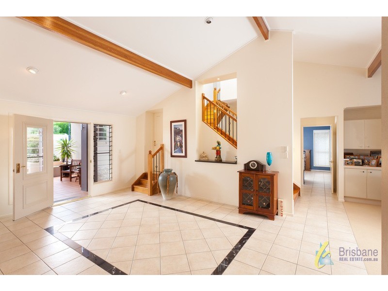 40 Panorama Pl, Mount Gravatt East QLD 4122