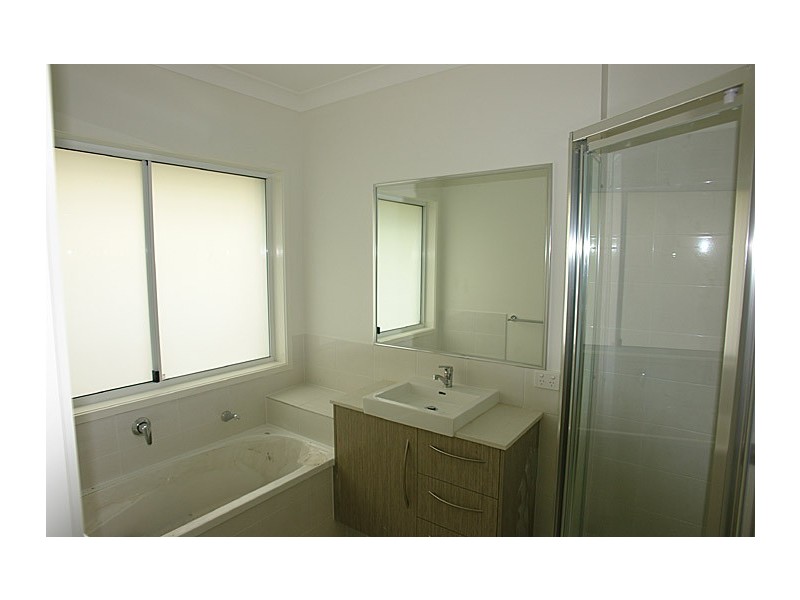 34 Sandi Street, Oxley QLD 4075