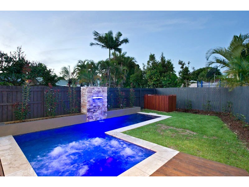 5 River Park Place, Fig Tree Pocket QLD 4069