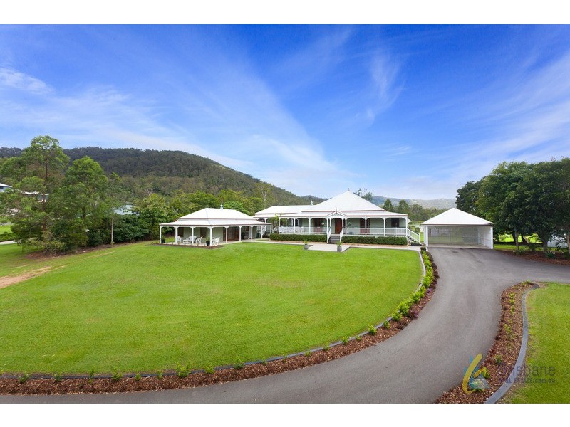 35 Nullamanna Road, Camp Mountain QLD 4520