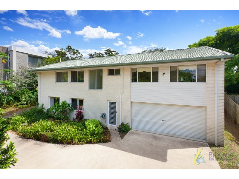 26 Gem Road, Kenmore QLD 4069