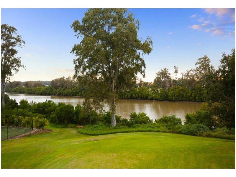 71 Robertson Place, Fig Tree Pocket QLD 4069