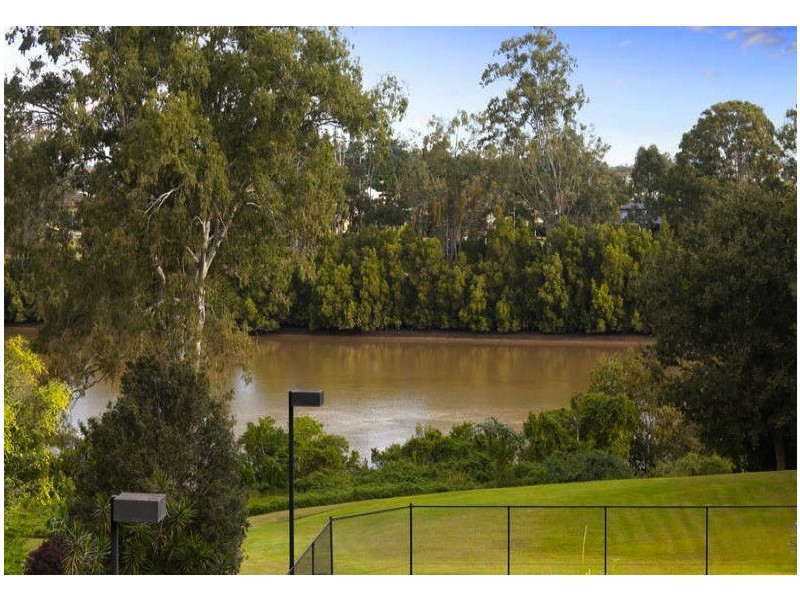71 Robertson Place, Fig Tree Pocket QLD 4069