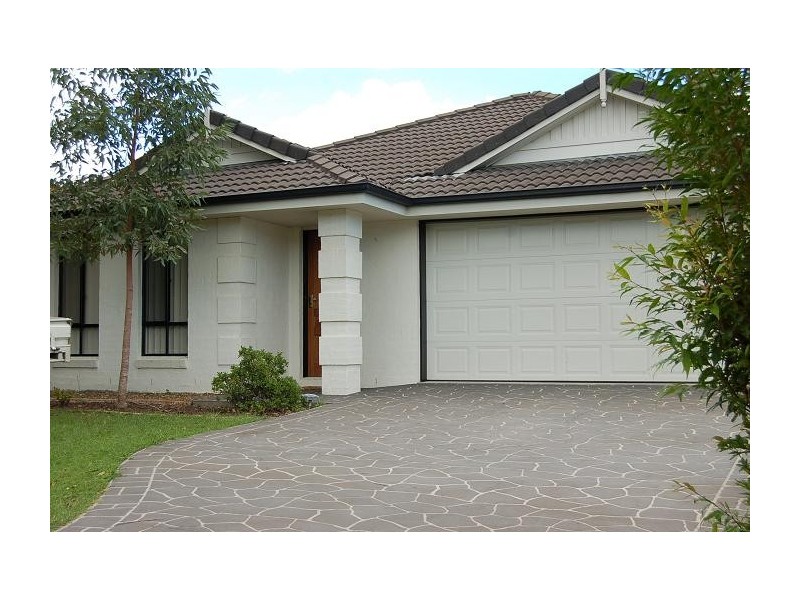 4 Piccadilly Place, Forest Lake QLD 4078