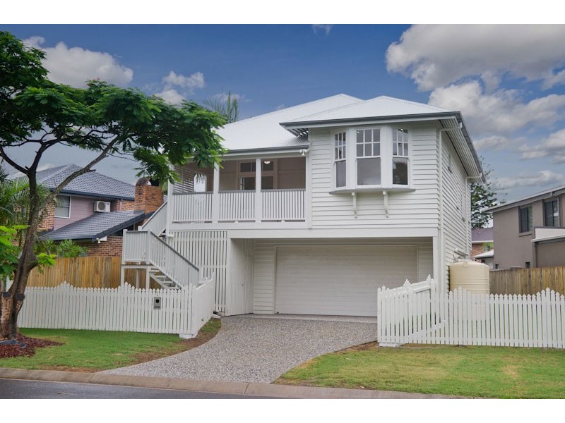 5 A River Park Place, Fig Tree Pocket QLD 4069