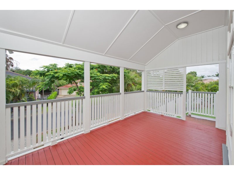 5 A River Park Place, Fig Tree Pocket QLD 4069