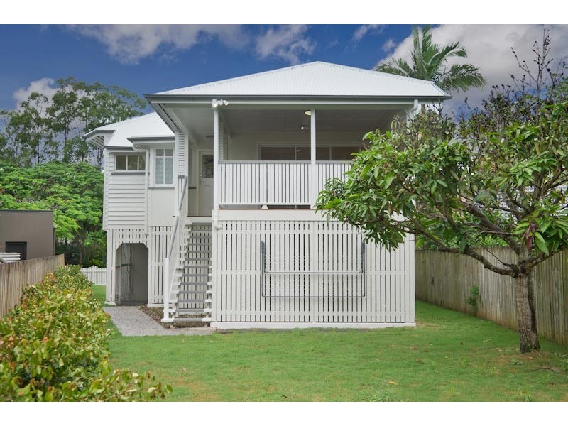 5 A River Park Place, Fig Tree Pocket QLD 4069