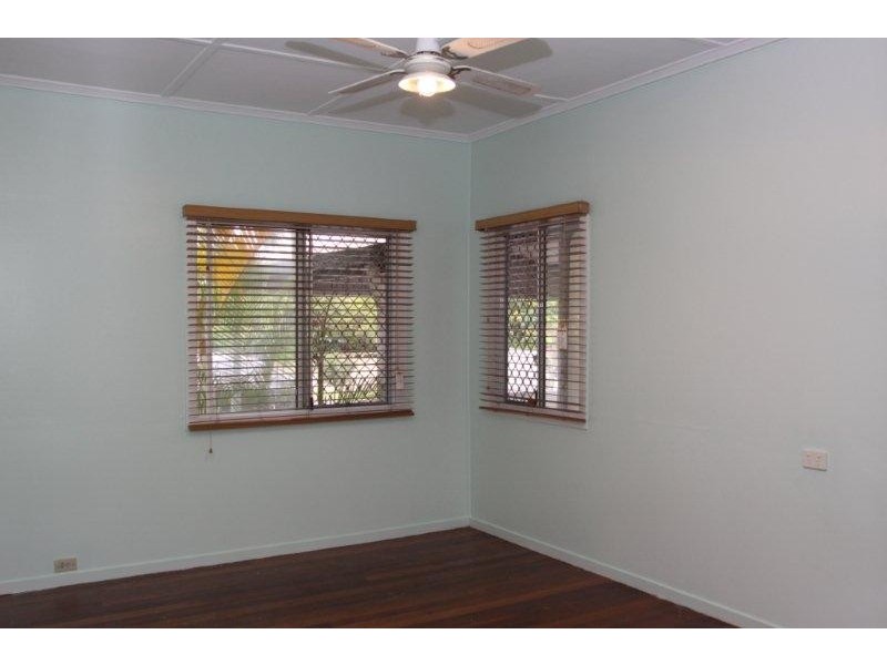 170  Taringa Pde, Indooroopilly QLD 4068
