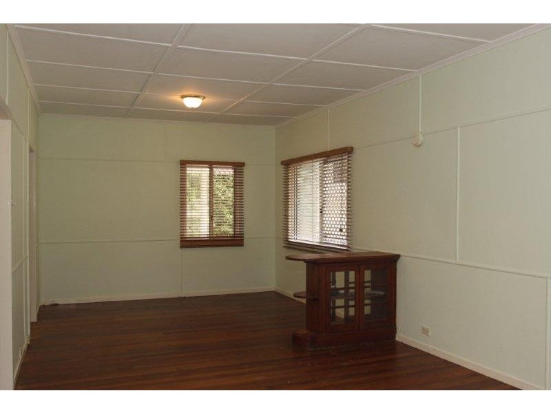 170  Taringa Pde, Indooroopilly QLD 4068