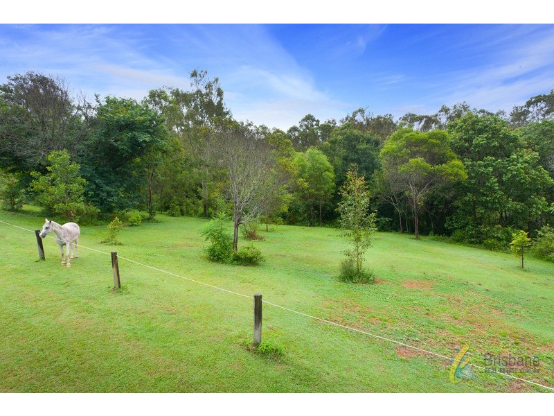 9 Parkwood Place, Anstead QLD 4070
