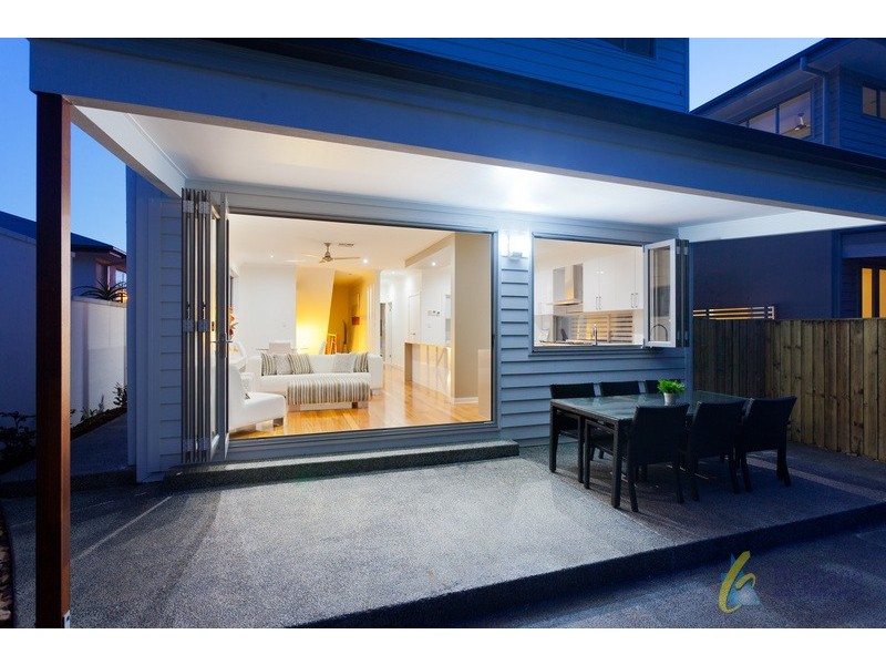 74 Crosby Road, Albion QLD 4010