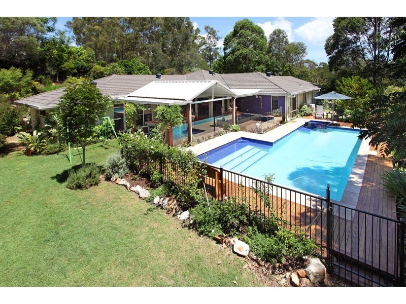 15 Fisher Place, Pullenvale QLD 4069