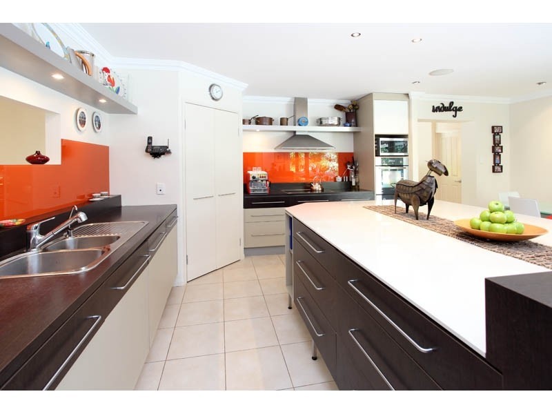 15 Fisher Place, Pullenvale QLD 4069