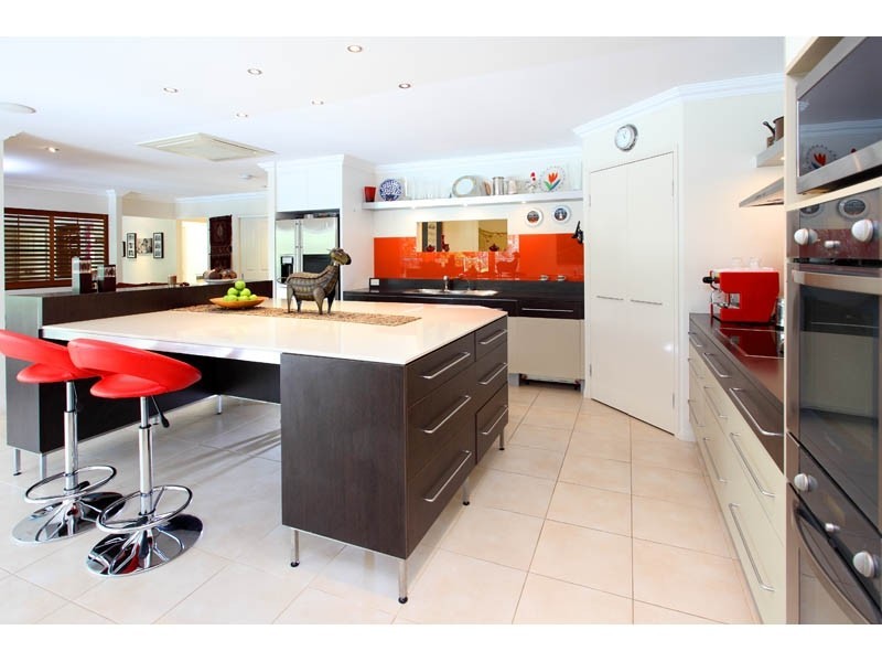 15 Fisher Place, Pullenvale QLD 4069