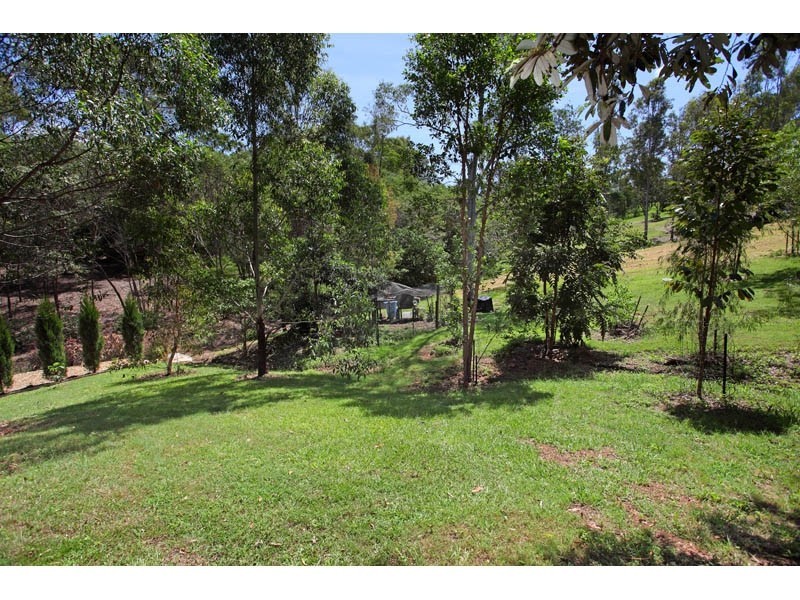 15 Fisher Place, Pullenvale QLD 4069