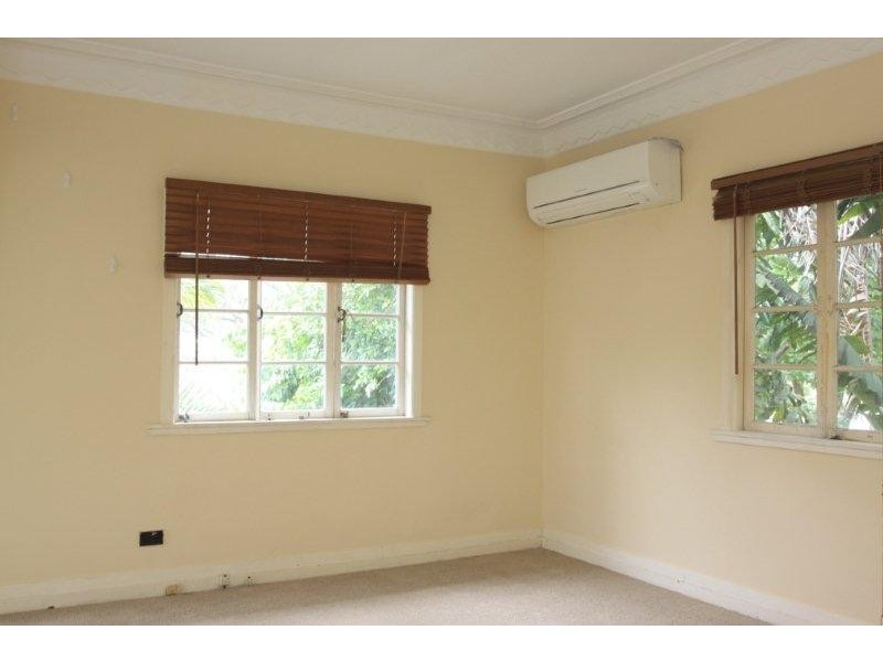 21 Witton Road, Indooroopilly QLD 4068