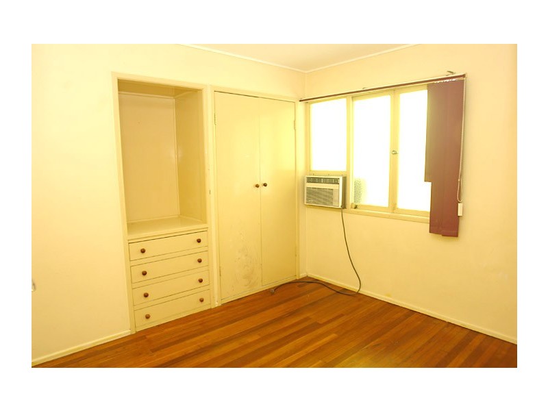 94 Boundary Rd, Indooroopilly QLD 4068