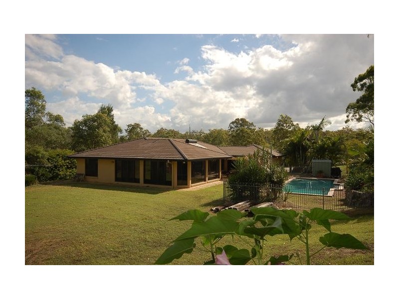 18 Darling Ct, Karalee QLD 4306