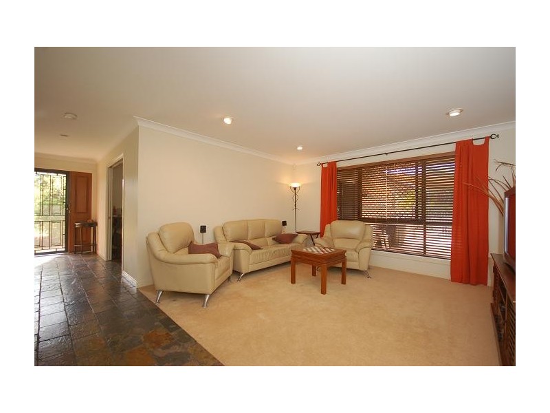 18 Darling Ct, Karalee QLD 4306