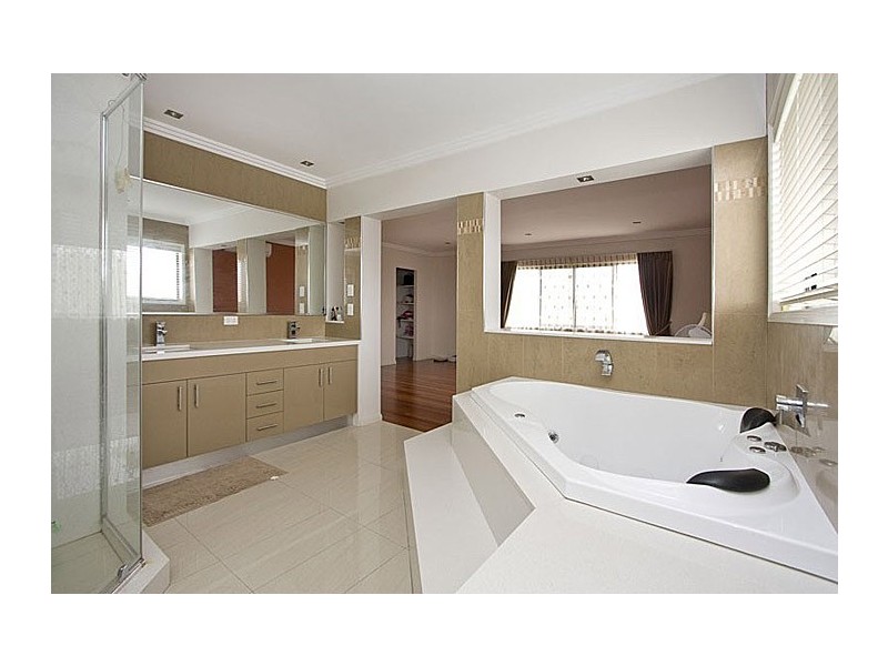 Forest Lake QLD 4078