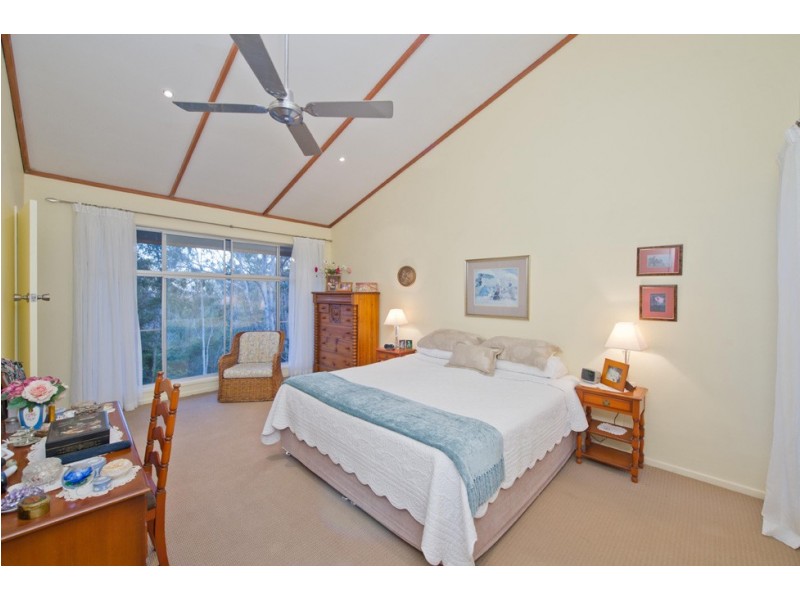 245 Huntingdale Street, Pullenvale QLD 4069