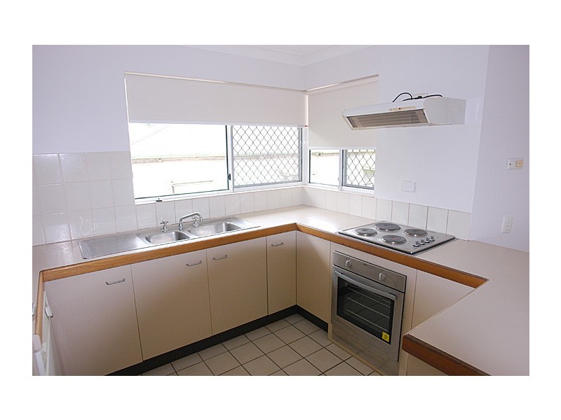 10_24 Brasted Street, Taringa QLD 4068