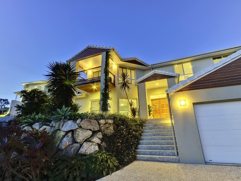 16 Robertson Place, Fig Tree Pocket QLD 4069