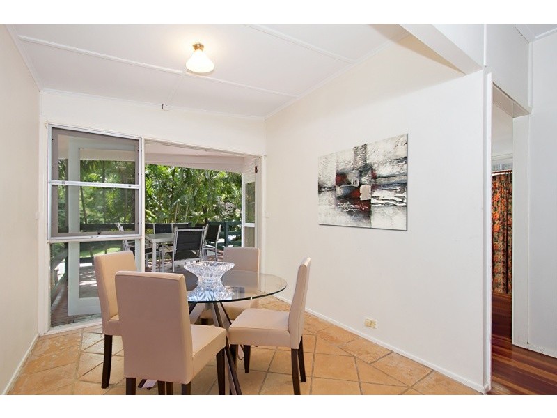 30 Princeton Street, Kenmore QLD 4069