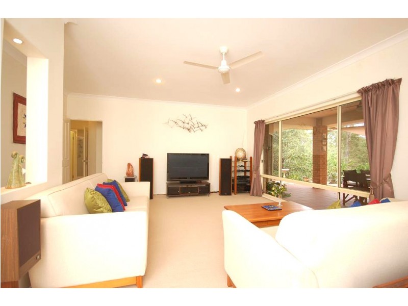 403 George Holt Drive, Mount Crosby QLD 4306