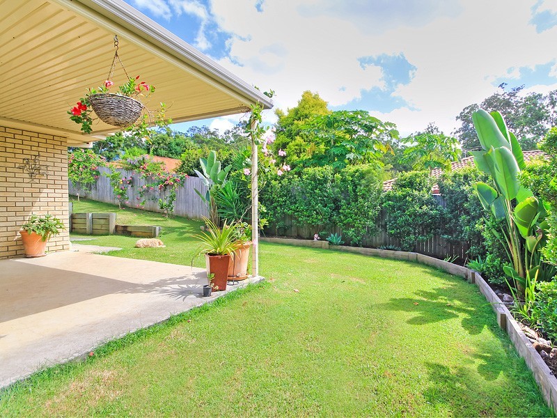11 Beaufort Crescent, Moggill QLD 4070