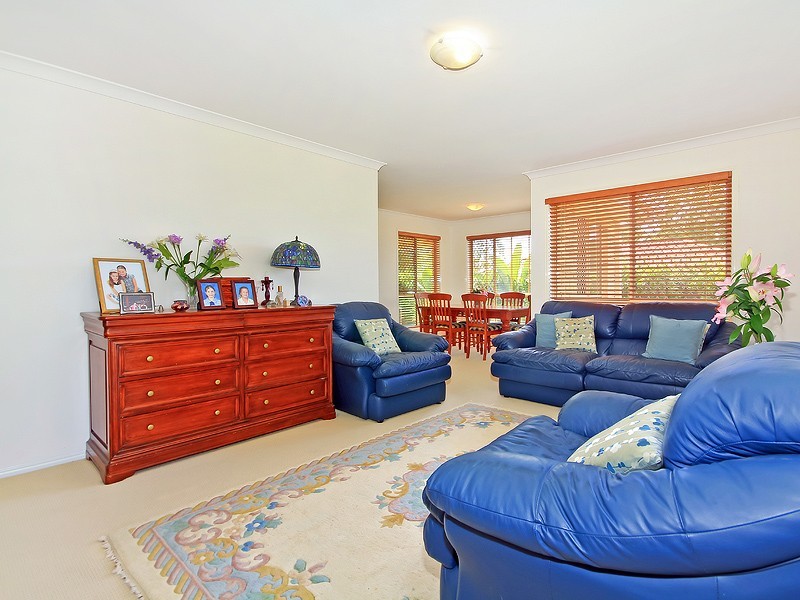 11 Beaufort Crescent, Moggill QLD 4070