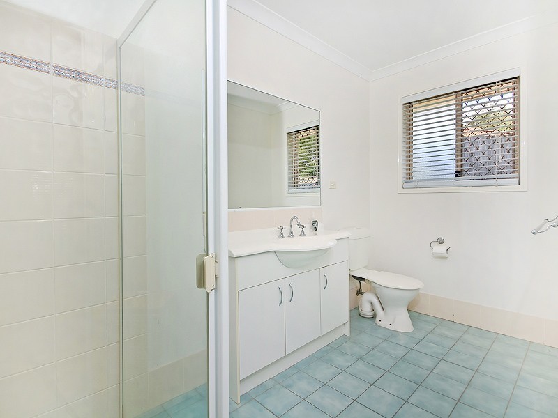 11 Beaufort Crescent, Moggill QLD 4070