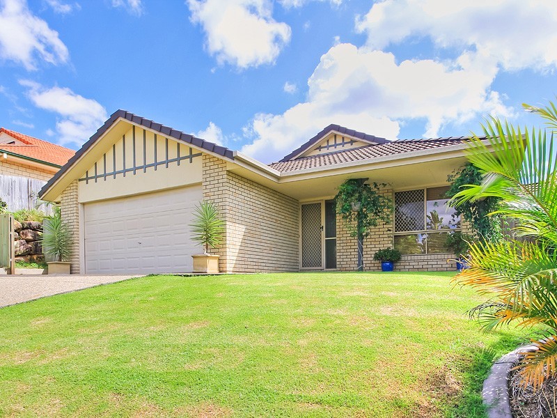 11 Beaufort Crescent, Moggill QLD 4070