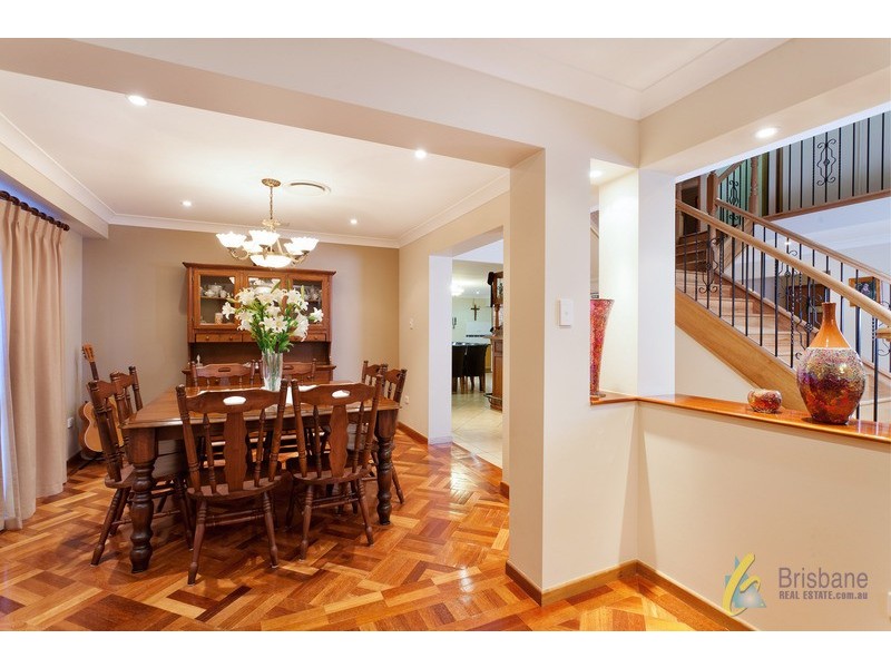 34 Gilberton Crescent, Forest Lake QLD 4078